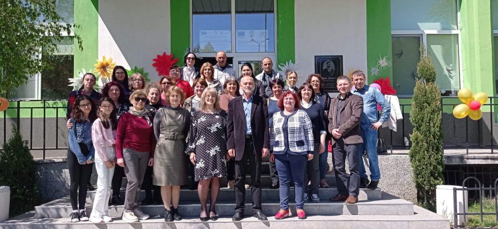 НП „Иновации в действие“ - НУ Отец Паисий - Динк